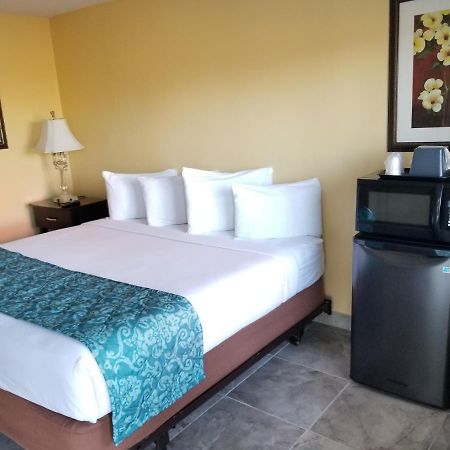 Shining Light Inn & Suites Kissimmee Eksteriør billede