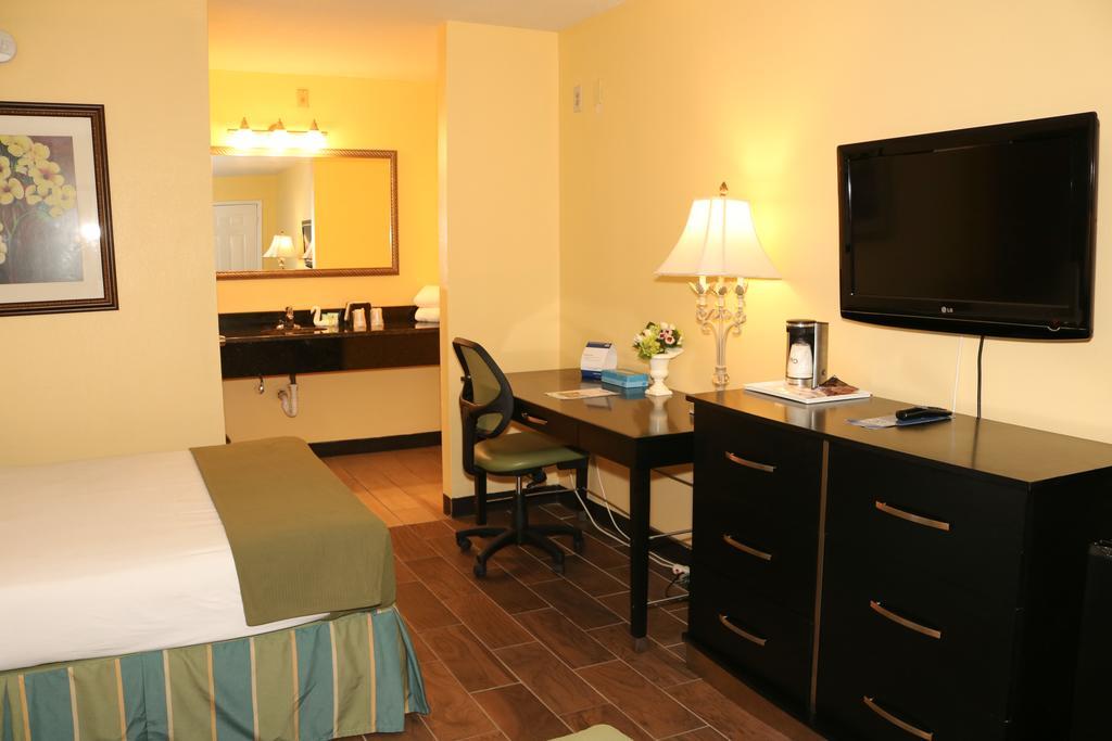 Shining Light Inn & Suites Kissimmee Eksteriør billede