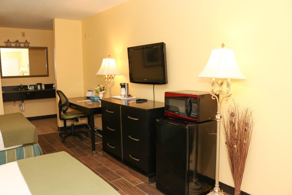 Shining Light Inn & Suites Kissimmee Eksteriør billede