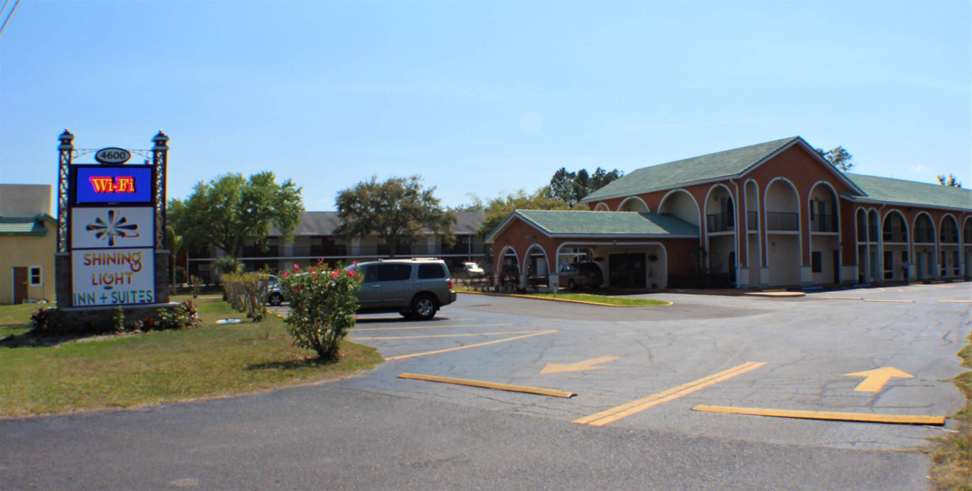 Shining Light Inn & Suites Kissimmee Eksteriør billede