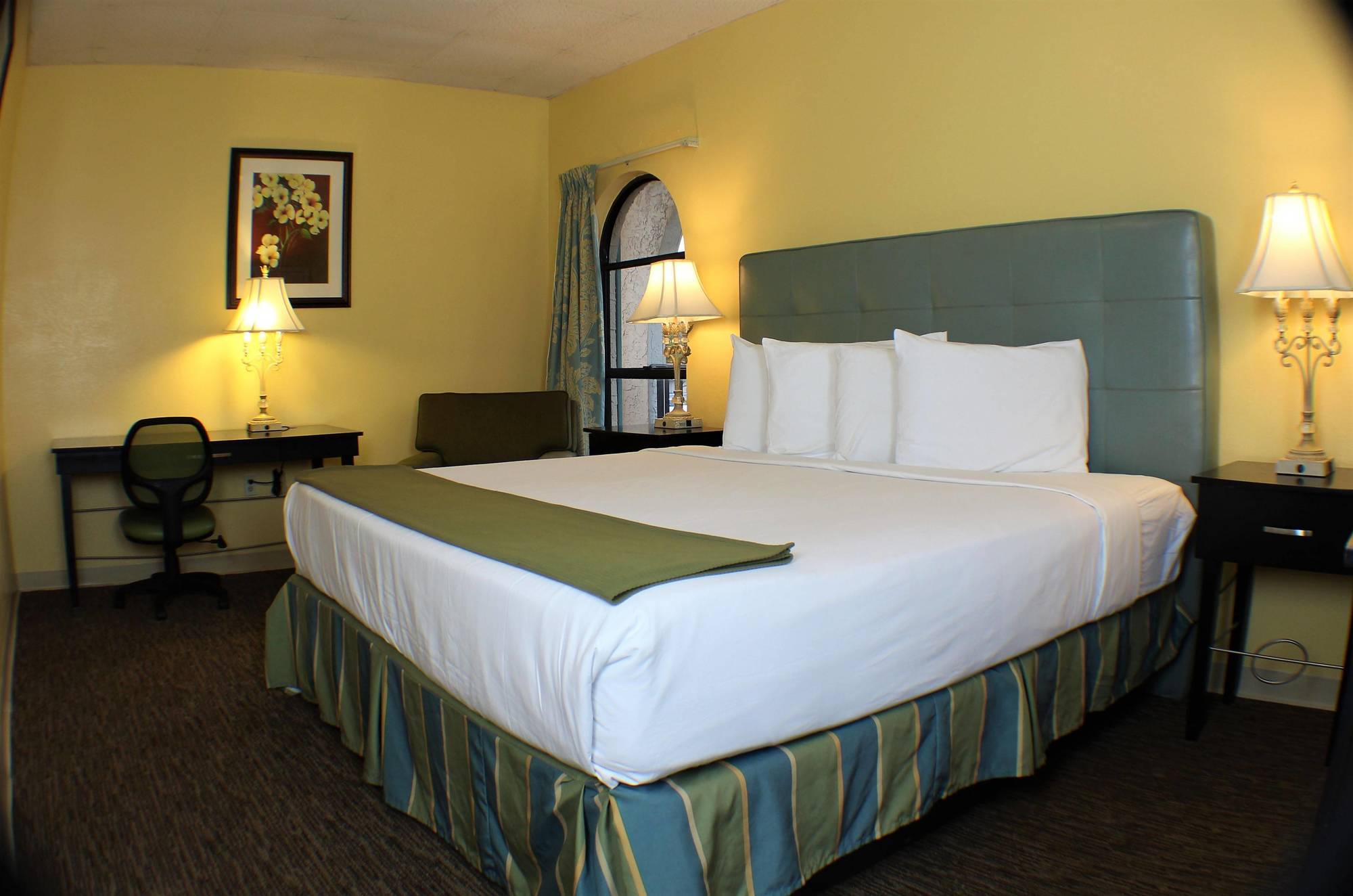 Shining Light Inn & Suites Kissimmee Eksteriør billede