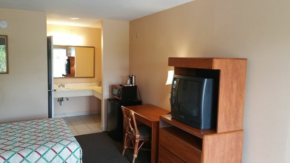 Shining Light Inn & Suites Kissimmee Eksteriør billede